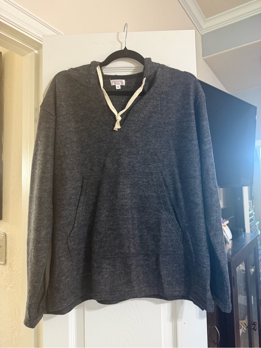 Women’s Charcoal Hooded Pullover Sweatshirt - Cozy Everyday Hoodie